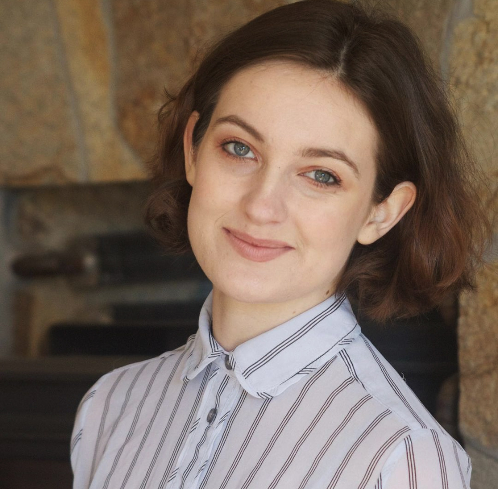 Headshot of Emalia.